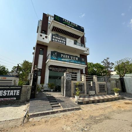 Hotel Parkview Residency Gurgaon Zewnętrze zdjęcie